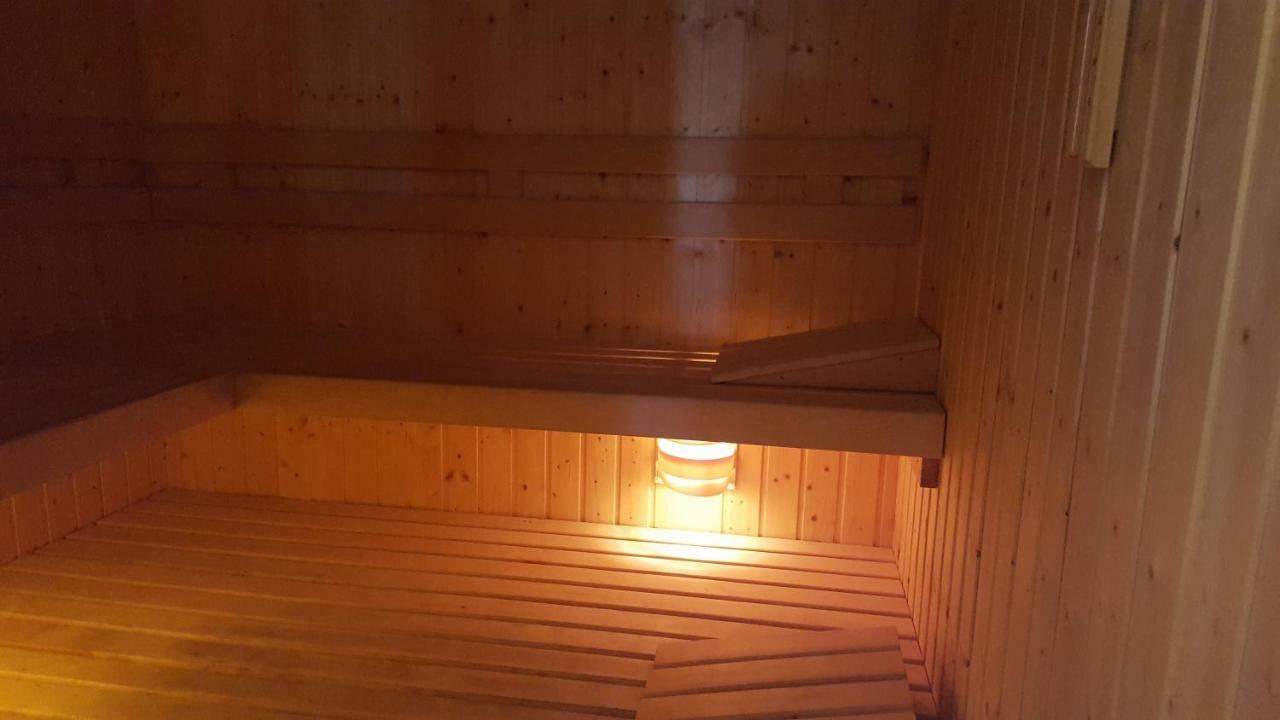 Dom Wakacyjny Z Basenem Dębki Buitenkant foto